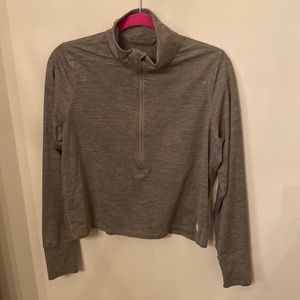 Vuori zip front pullover grey soft sz L